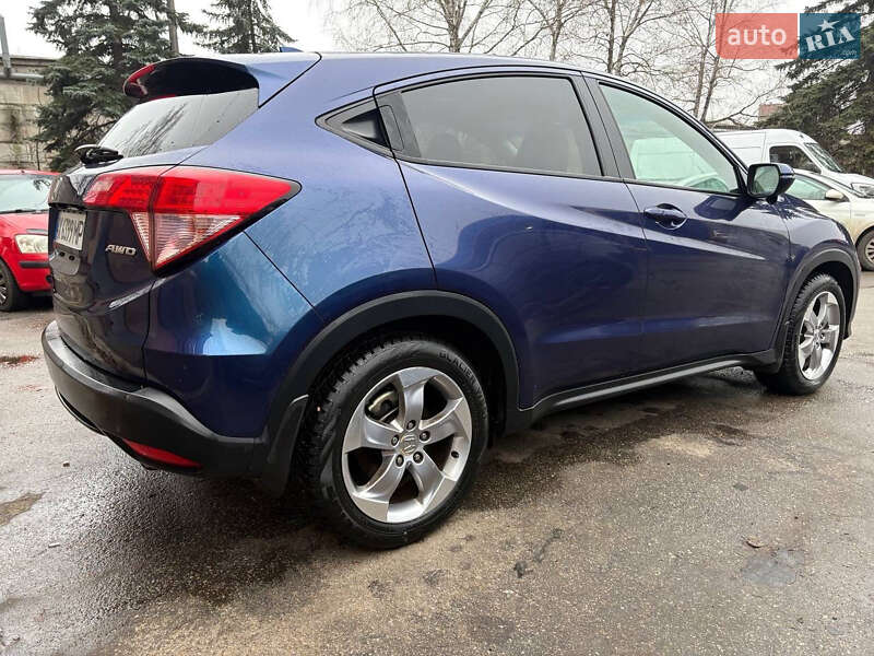 Внедорожник / Кроссовер Honda HR-V 2017 в Харькове