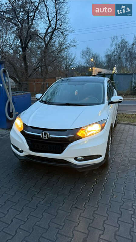 Внедорожник / Кроссовер Honda HR-V 2016 в Киеве