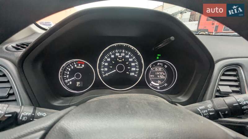 Внедорожник / Кроссовер Honda HR-V 2018 в Киеве