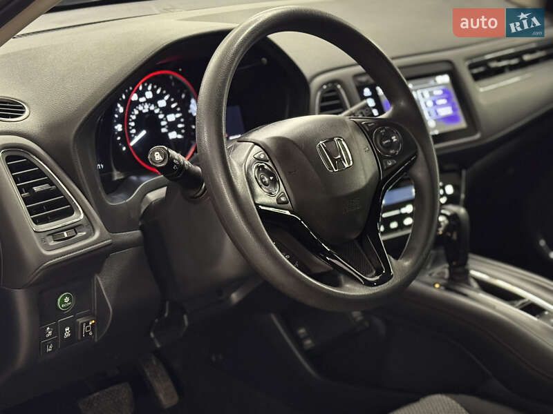 Внедорожник / Кроссовер Honda HR-V 2021 в Николаеве