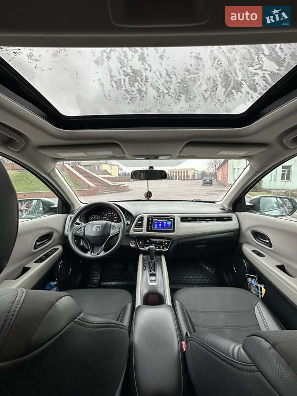 Внедорожник / Кроссовер Honda HR-V 2017 в Днепре фото 37 Внедорожник / Кроссовер Honda HR-V 2017 в Днепре