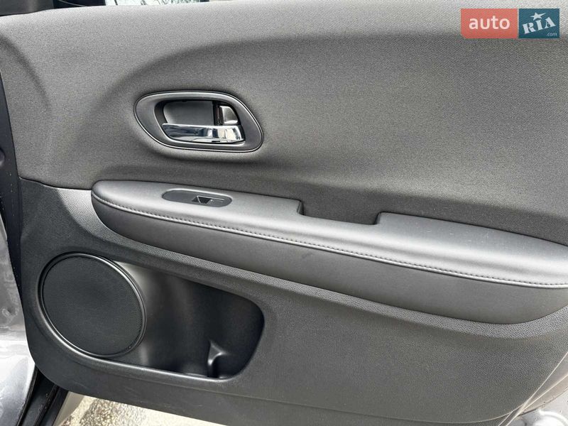 Позашляховик / Кросовер Honda HR-V 2018 в Києві