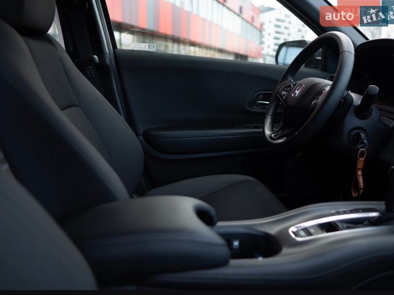 Внедорожник / Кроссовер Honda HR-V 2021 в Львове фото 44 Внедорожник / Кроссовер Honda HR-V 2021 в Львове