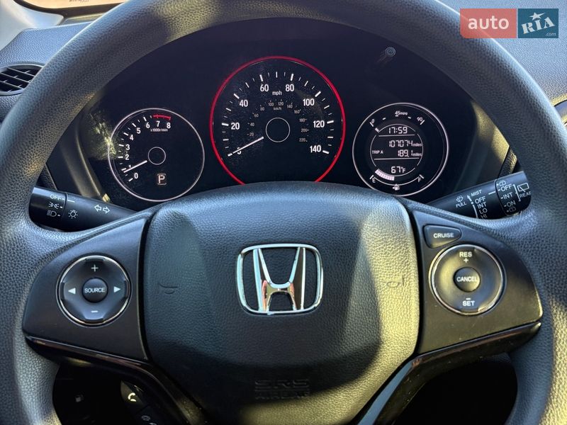 Внедорожник / Кроссовер Honda HR-V 2018 в Киеве фото 8 Внедорожник / Кроссовер Honda HR-V 2018 в Киеве