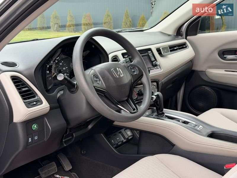 Внедорожник / Кроссовер Honda HR-V 2016 в Ужгороде фото 21 Внедорожник / Кроссовер Honda HR-V 2016 в Ужгороде