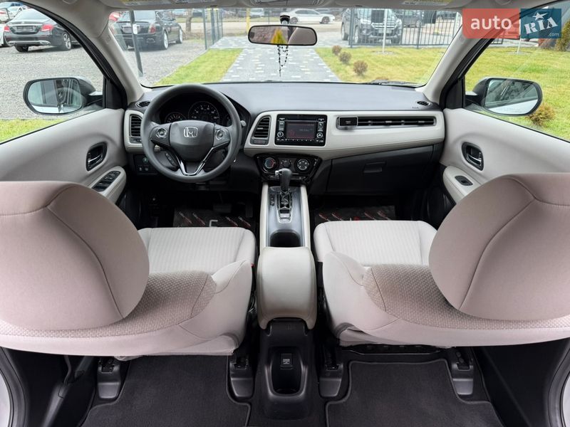 Внедорожник / Кроссовер Honda HR-V 2016 в Ужгороде фото 31 Внедорожник / Кроссовер Honda HR-V 2016 в Ужгороде
