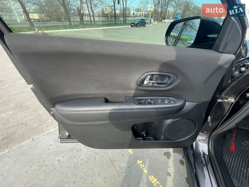 Внедорожник / Кроссовер Honda HR-V 2018 в Одессе фото 10 Внедорожник / Кроссовер Honda HR-V 2018 в Одессе