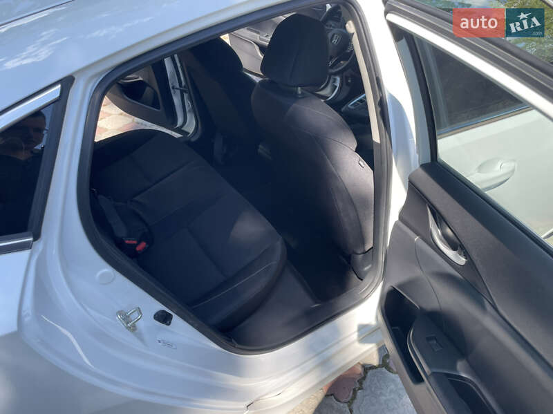 Седан Honda Insight 2019 в Житомире
