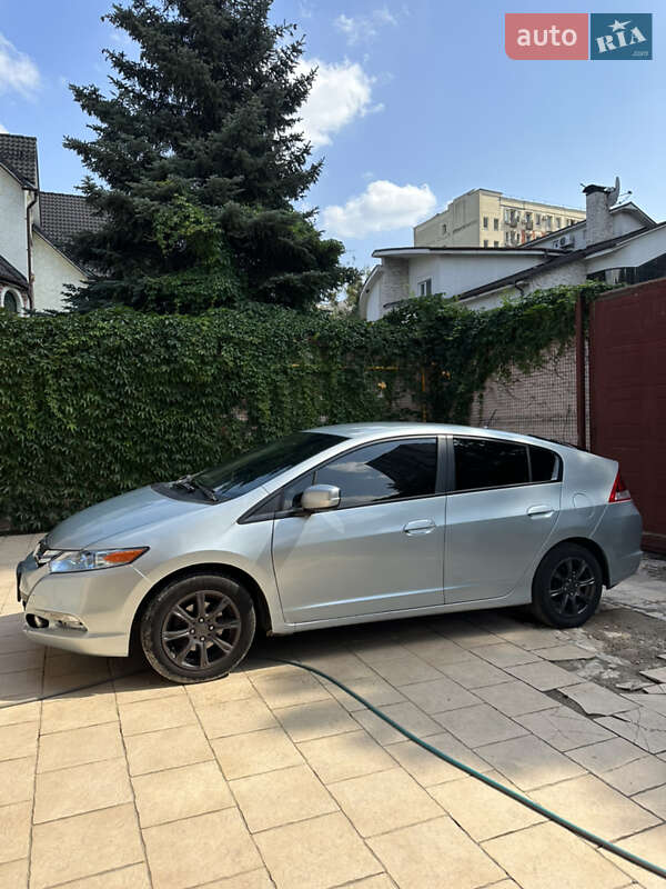 Хэтчбек Honda Insight 2012 в Киеве фото 3 Хэтчбек Honda Insight 2012 в Киеве