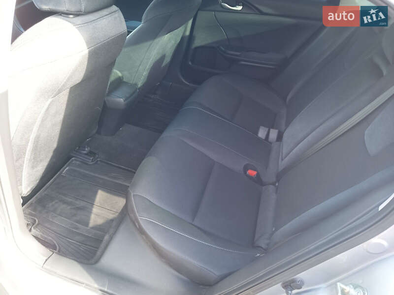 Седан Honda Insight 2020 в Киеве