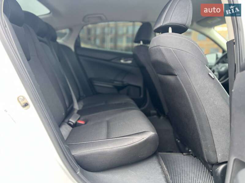 Седан Honda Insight 2020 в Киеве