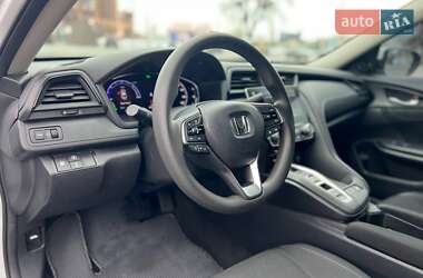 Седан Honda Insight 2020 в 