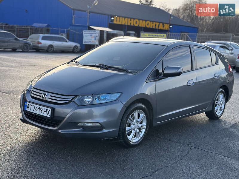 Хэтчбек Honda Insight 2010 в 