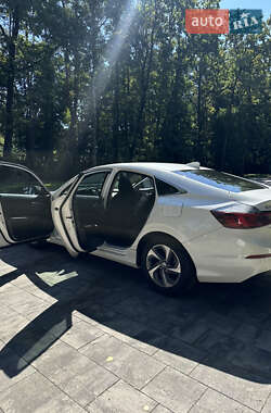 Седан Honda Insight 2018 в 