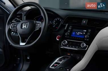 Седан Honda Insight 2018 в 