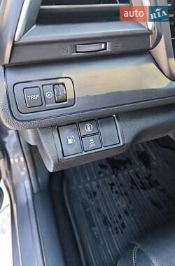 Седан Honda Insight 2022 в 