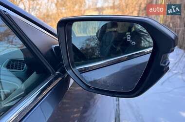 Седан Honda Insight 2022 в 