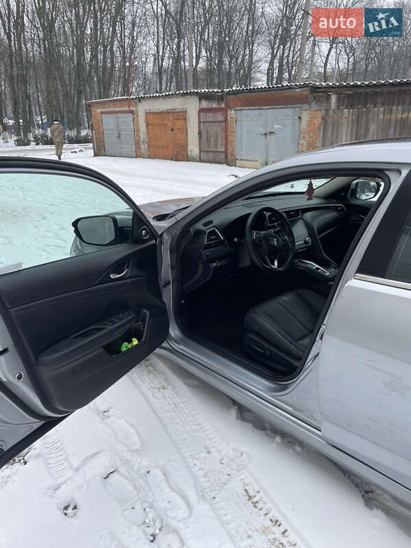 Седан Honda Insight 2019 в Одессе