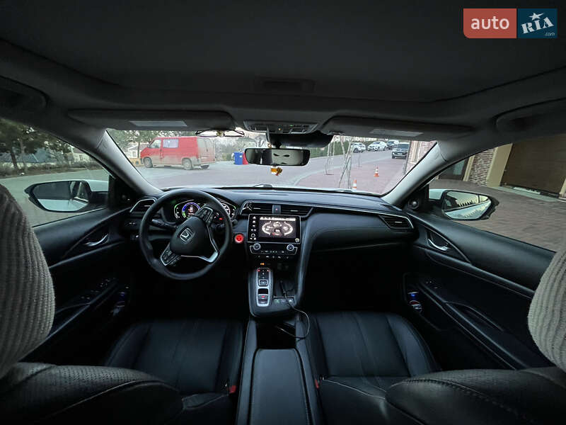 Седан Honda Insight 2018 в Чернівцях