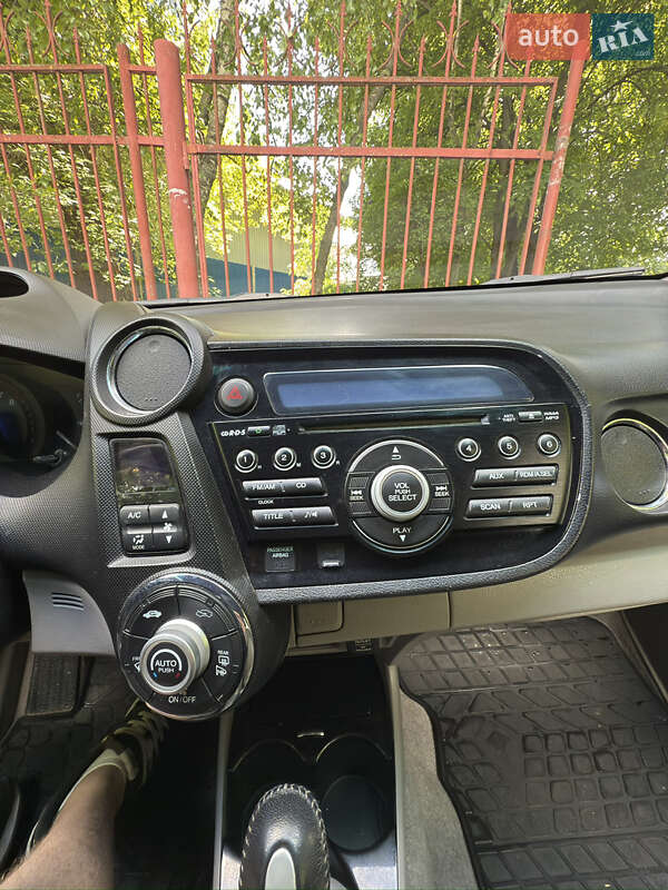 Хетчбек Honda Insight 2012 в Смілі