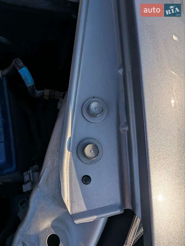 Хэтчбек Honda Insight 2012 в Львове фото 11 Хэтчбек Honda Insight 2012 в Львове