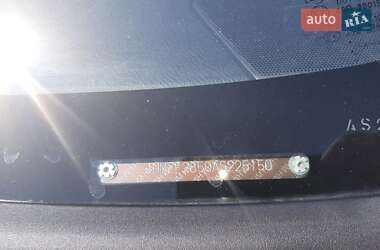 Хэтчбек Honda Insight 2010 в 