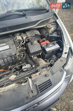 Хэтчбек Honda Insight 2010 в 