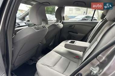Хэтчбек Honda Insight 2010 в 