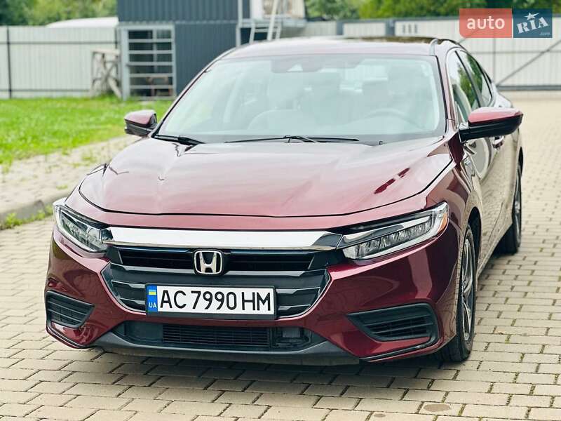 Седан Honda Insight 2018 в Луцке