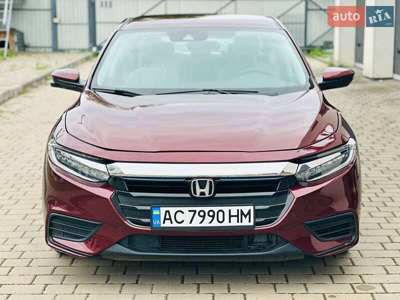 Седан Honda Insight 2018 в Луцке