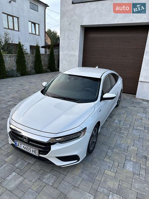 Седан Honda Insight 2018 в Львові