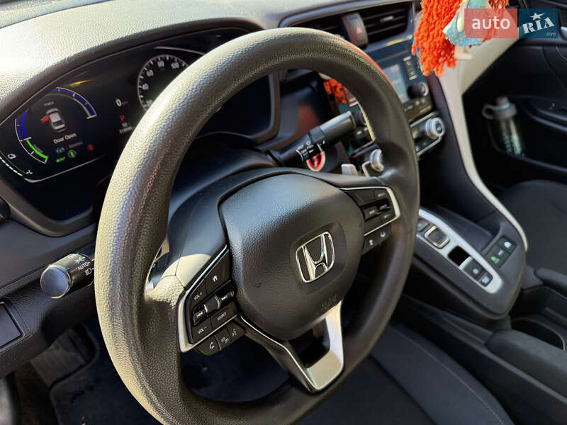 Седан Honda Insight 2018 в Ровно