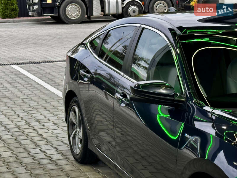 Седан Honda Insight 2019 в Одессе