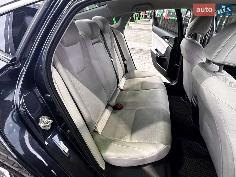 Седан Honda Insight 2019 в Одессе