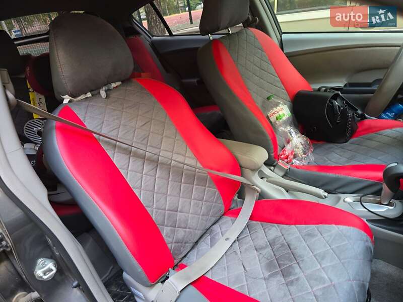 Хэтчбек Honda Insight 2012 в Харькове