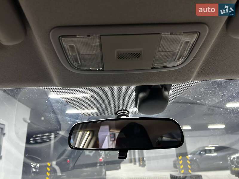 Хетчбек Honda Insight 2010 в Чернівцях фото 14 Хетчбек Honda Insight 2010 в Чернівцях