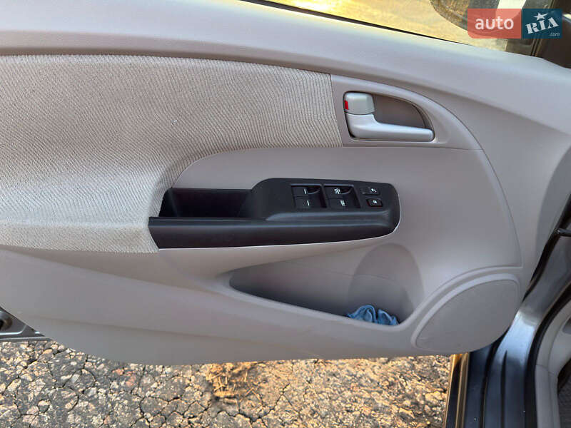 Хэтчбек Honda Insight 2012 в Полтаве