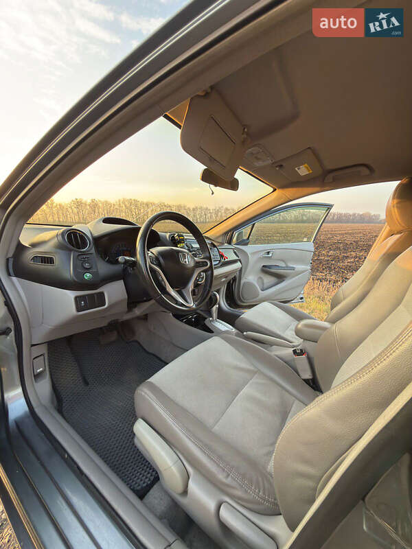 Хэтчбек Honda Insight 2012 в Полтаве