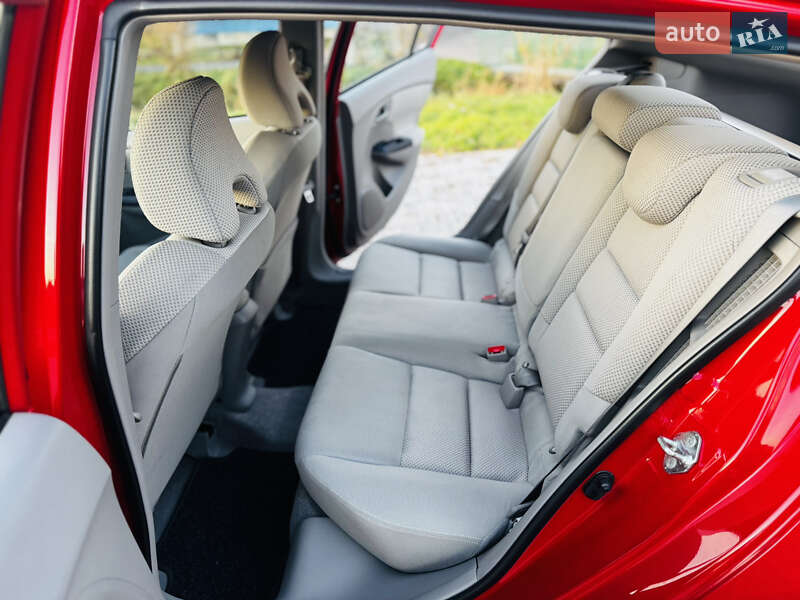 Хетчбек Honda Insight 2010 в Здолбуніві