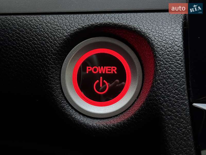 Седан Honda Insight 2018 в Дніпрі