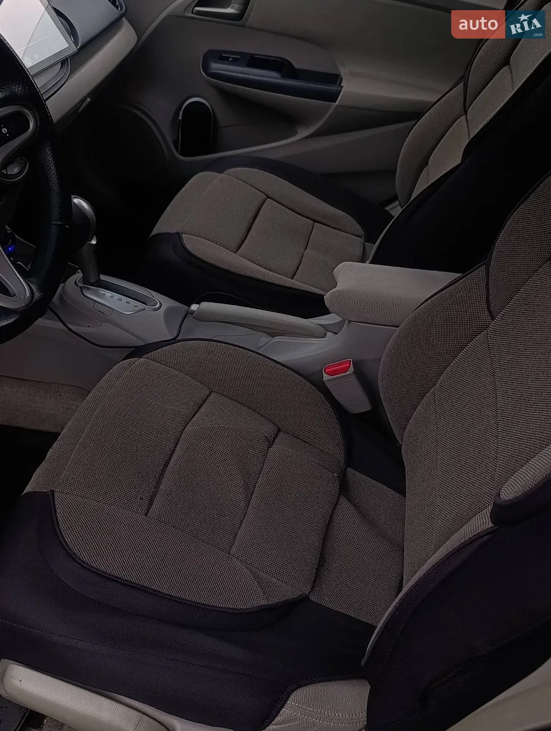 Honda Insight 2009 VIN JHMZE2850AS205032 фото оголошення 8 з 34