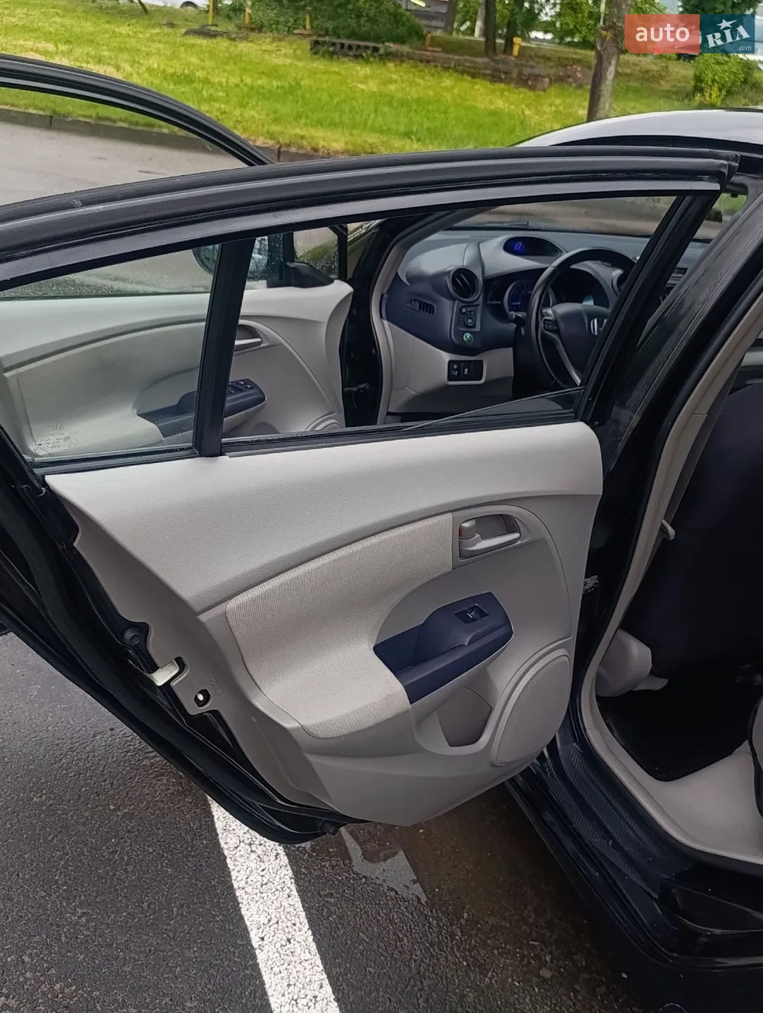 Honda Insight 2009 VIN JHMZE2850AS205032 фото оголошення 13 з 34