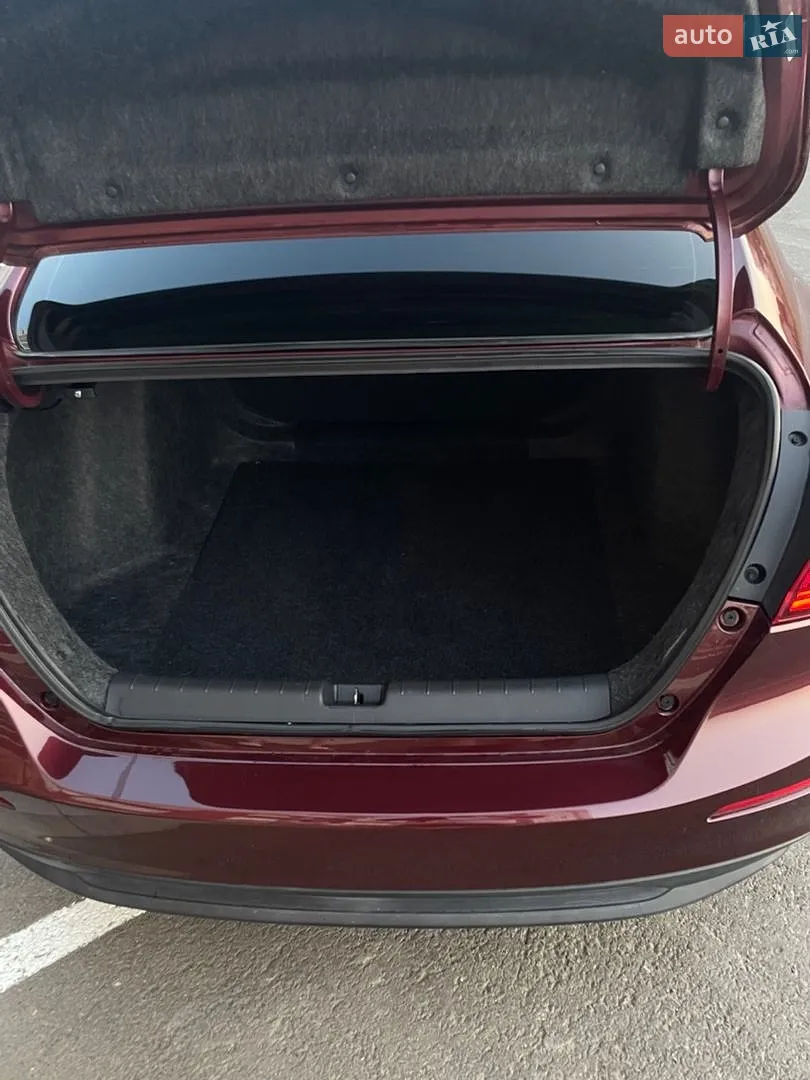 2019 Honda Insight - мініатюра 14