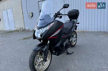 Макси-скутер Honda Integra 750 2015 в 