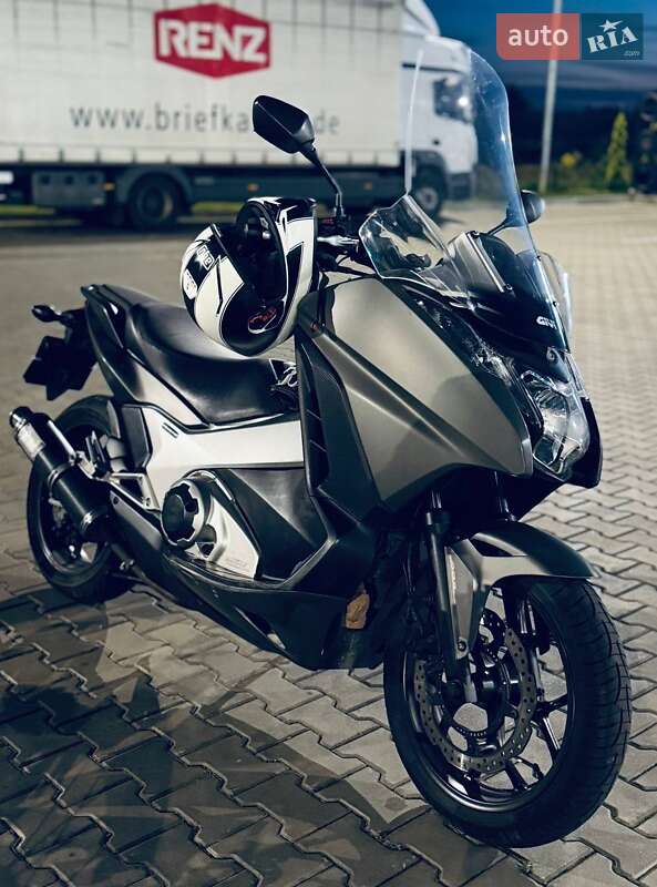 Макси-скутер Honda Integra 750 2014 в 