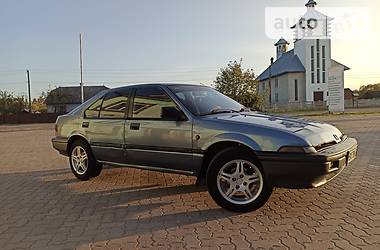 Седан Honda Integra 1990 в Сторожинце