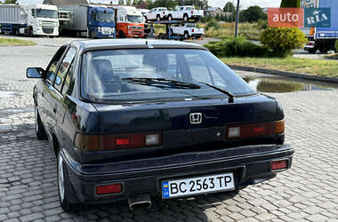 Лифтбек Honda Integra 1986 в 