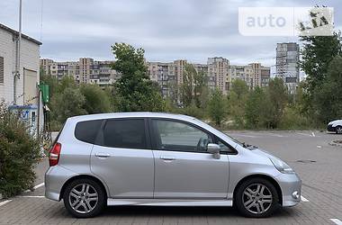 Хэтчбек Honda Jazz 2007 в Киеве