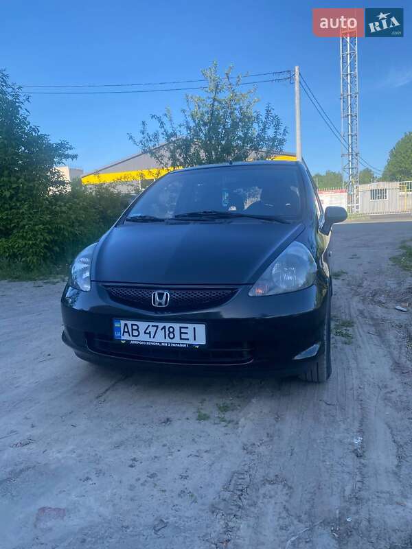 Хэтчбек Honda Jazz 2006 в Виннице