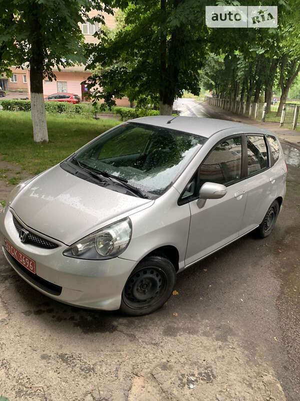 Хетчбек Honda Jazz 2007 в Рівному фото 2 Хетчбек Honda Jazz 2007 в Рівному